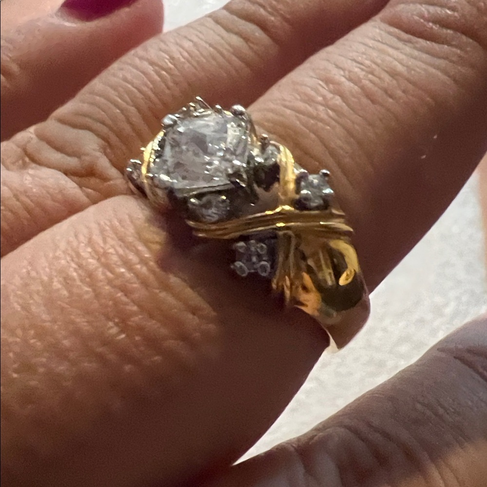 Size 9 ring gold 14k electroplated vintage old stock cubic zirconia
